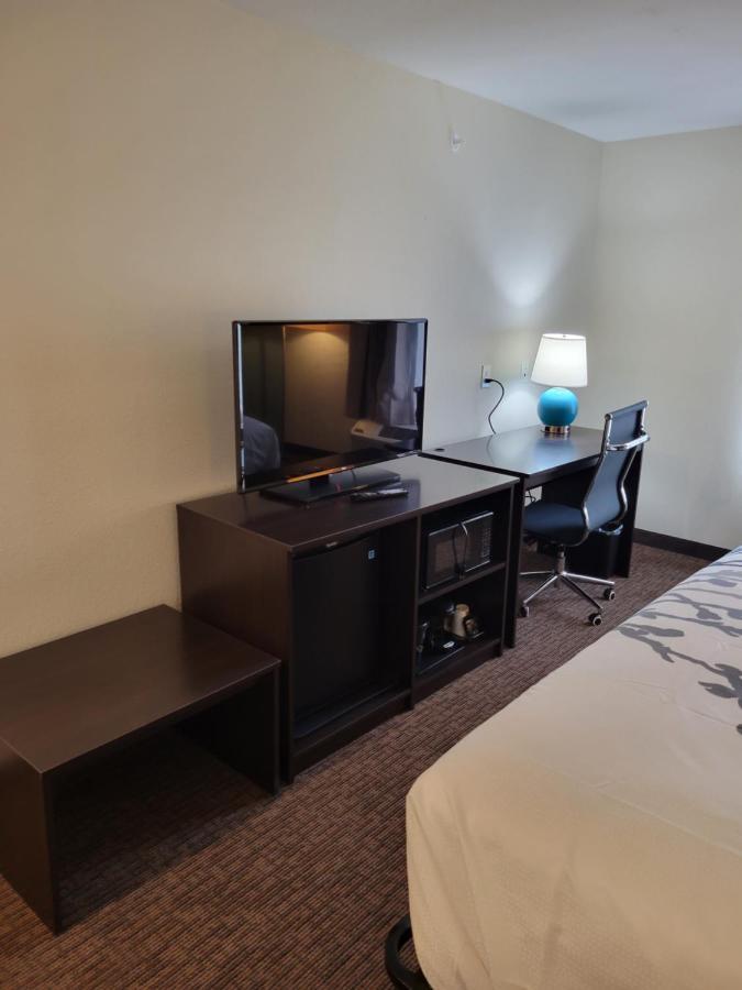 Sleep Inn Greensboro - Coliseum Area Экстерьер фото